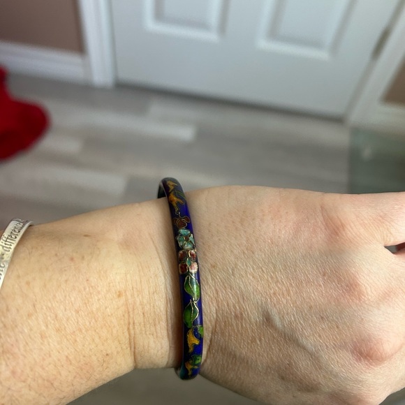 4/$100 Cloisonné blue Floral Enamel Bangle Bracelet 💙 - Picture 5 of 5